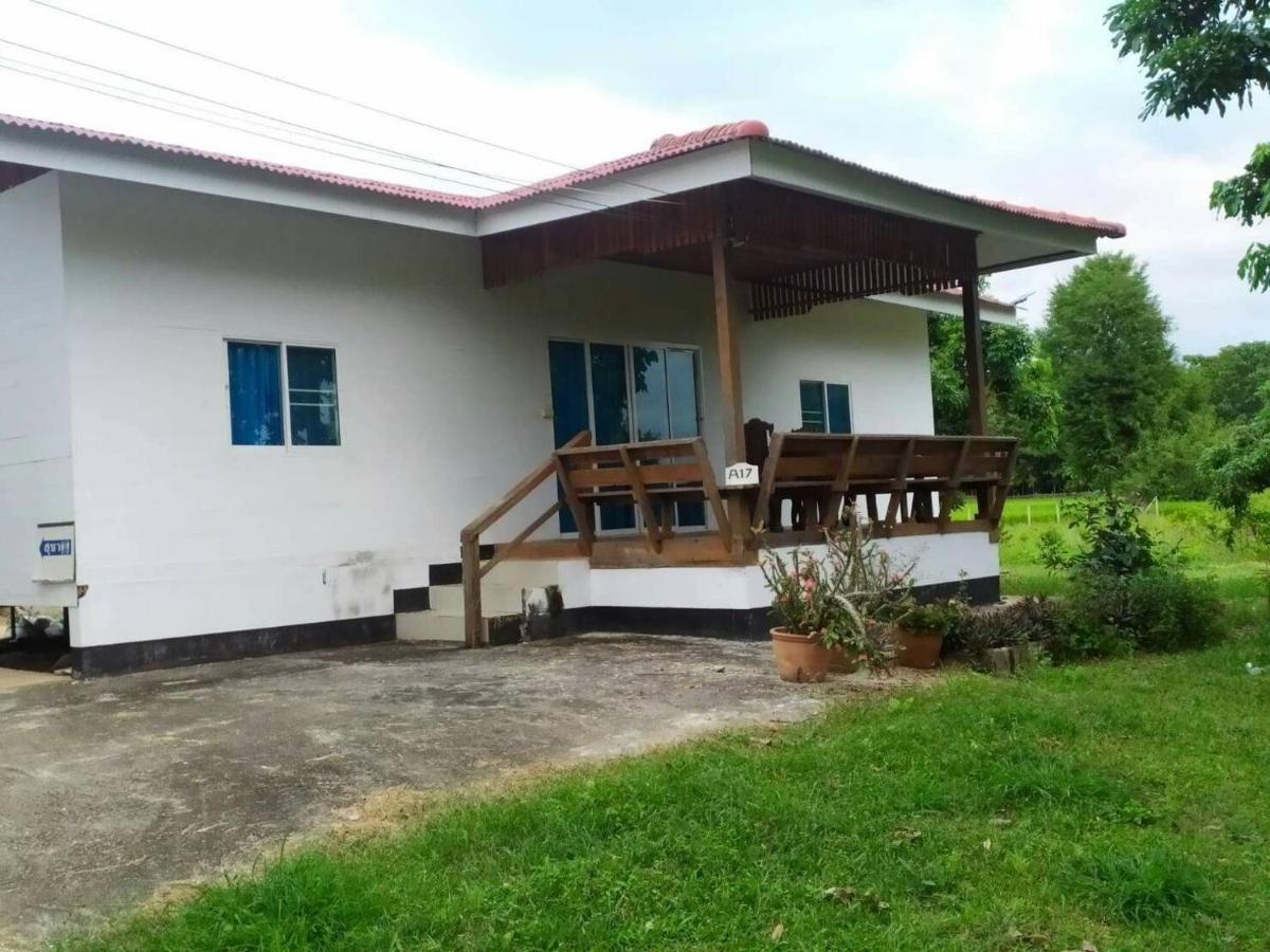 Mae Chaem Hotel And Resort Buitenkant foto