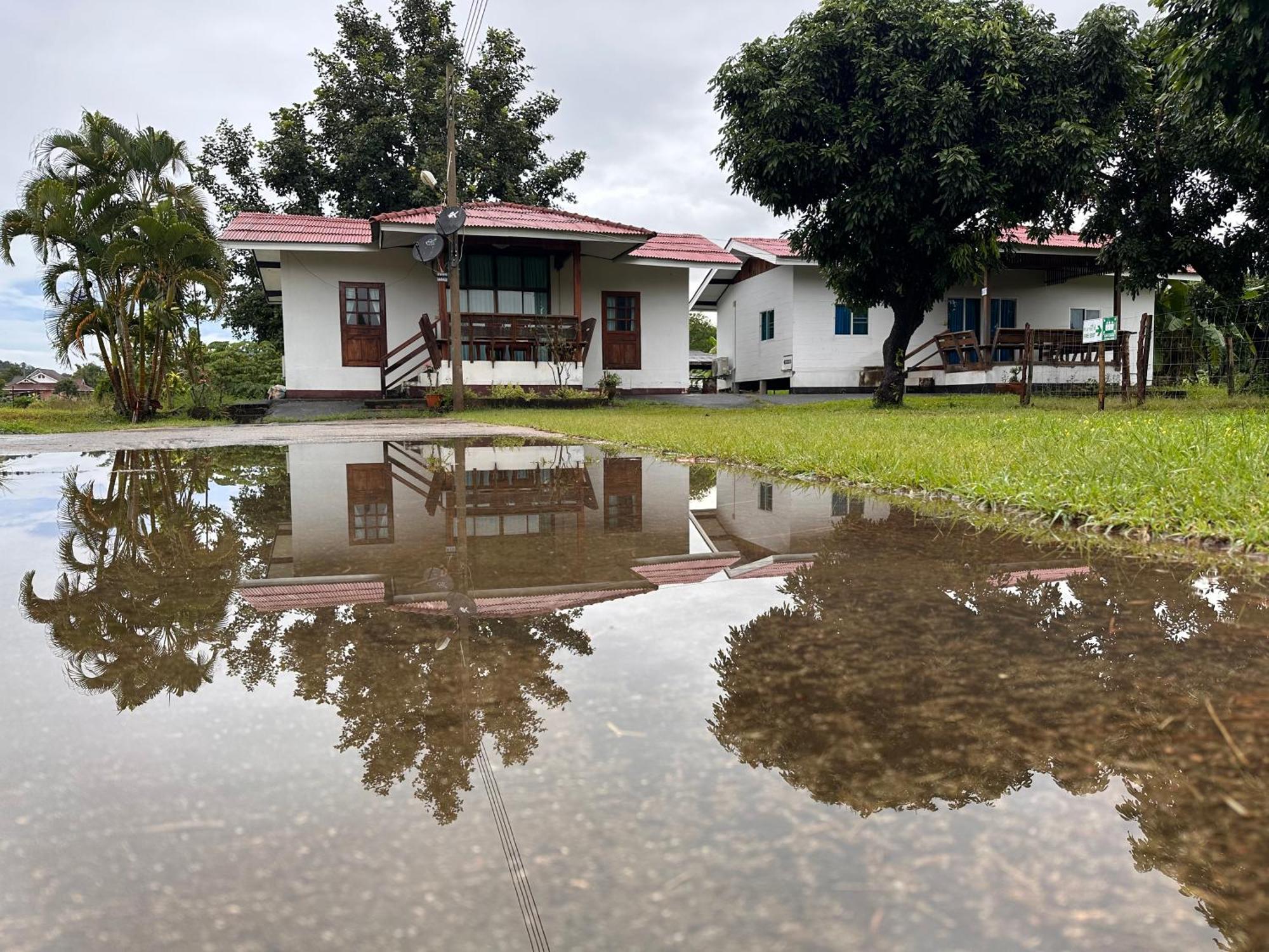 Mae Chaem Hotel And Resort Buitenkant foto